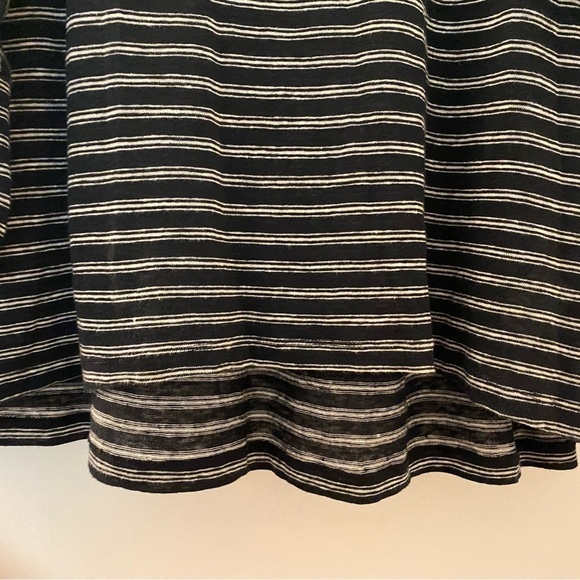 Joie linen knit sweater, oversized size M black/cream stripes, Raglan sl… - Picture 4 of 6
